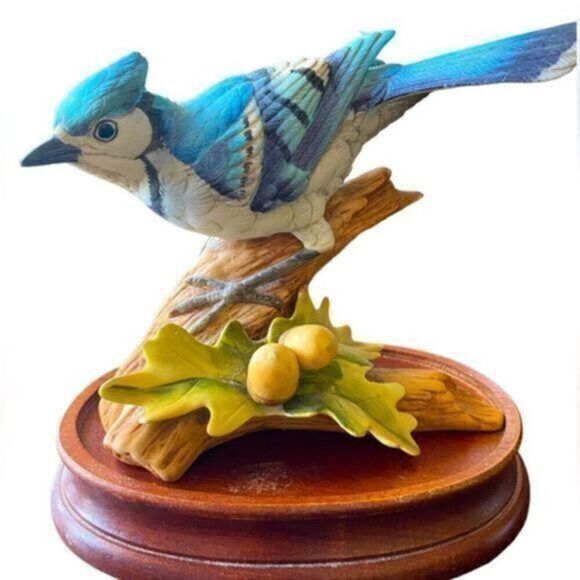Vintage Andrea By Sadek Blue Jay Porcelain Figurine with Wood Base - Picture 1 of 7